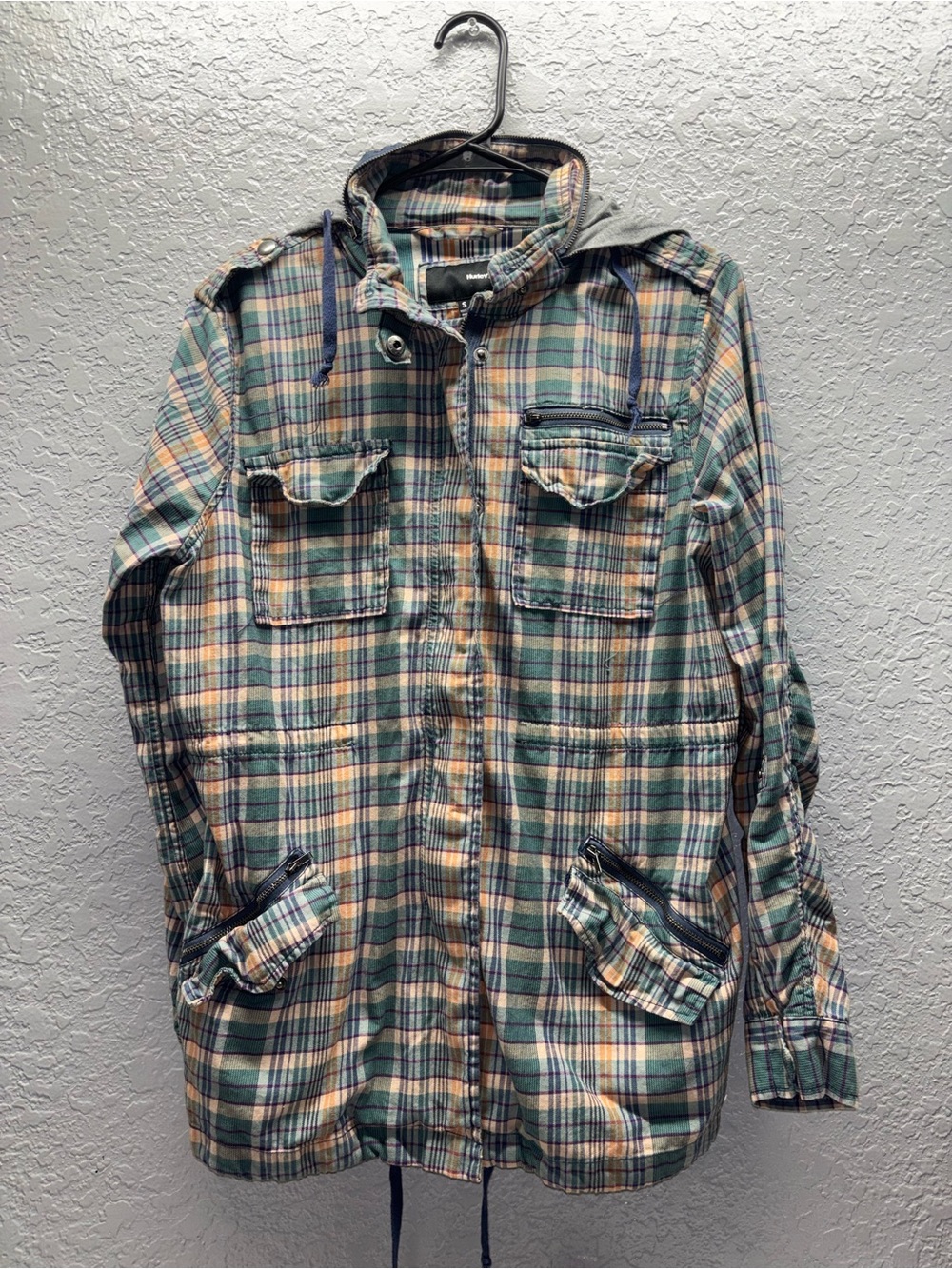 Hurley Plaid Hooded Field Jacket in Green and Tan